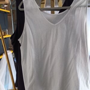 Classic Black And White Sleeveless Top